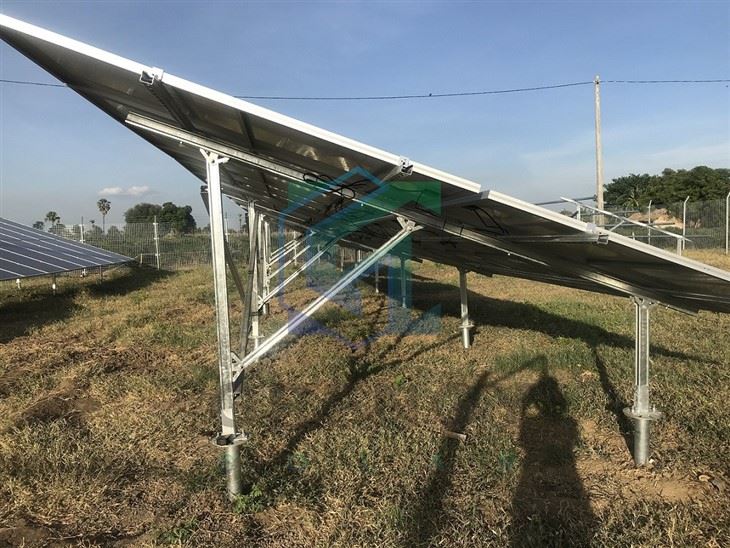 Solar Panel Mounting Rails Structure