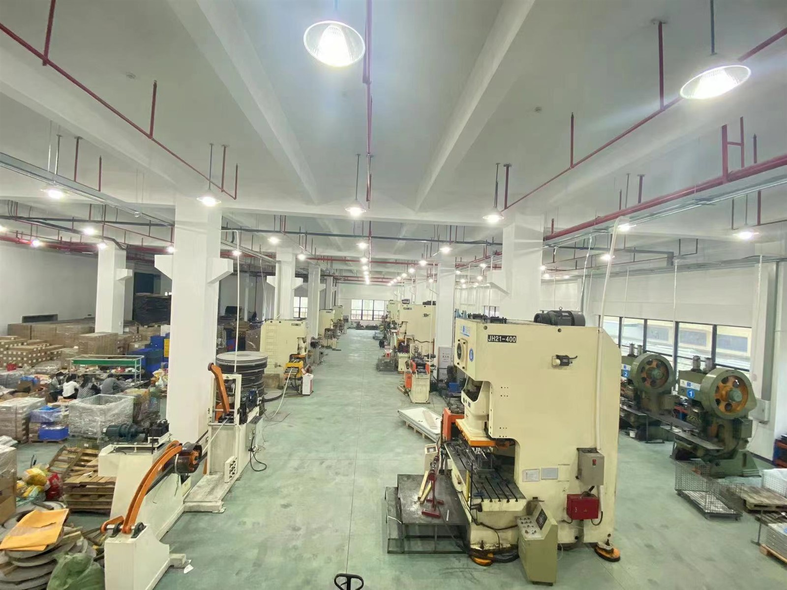 Metal Roof Solar PV Mounting Systems Grengy Demonstrates Unmatched Expertise in Photovoltaic Mounting Solutions Metal Roof Solar PV Mounting Systems Grengy Demonstrates Unmatched Expertise in Photovoltaic Mounting Solutions